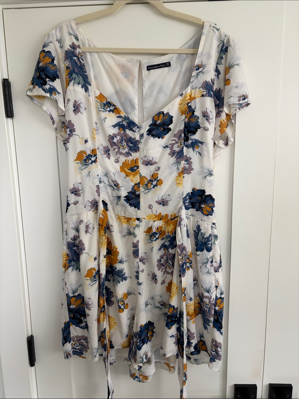 TALL Abercrombie & Fitch Floral Romper - XL